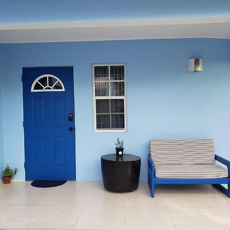 カストリーズLa Casita Azulアパートメント エクステリア 写真